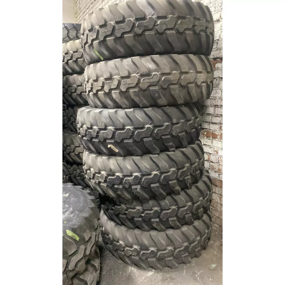 Спецшина 405/70/24 Dunlop sp t9  в Юрге